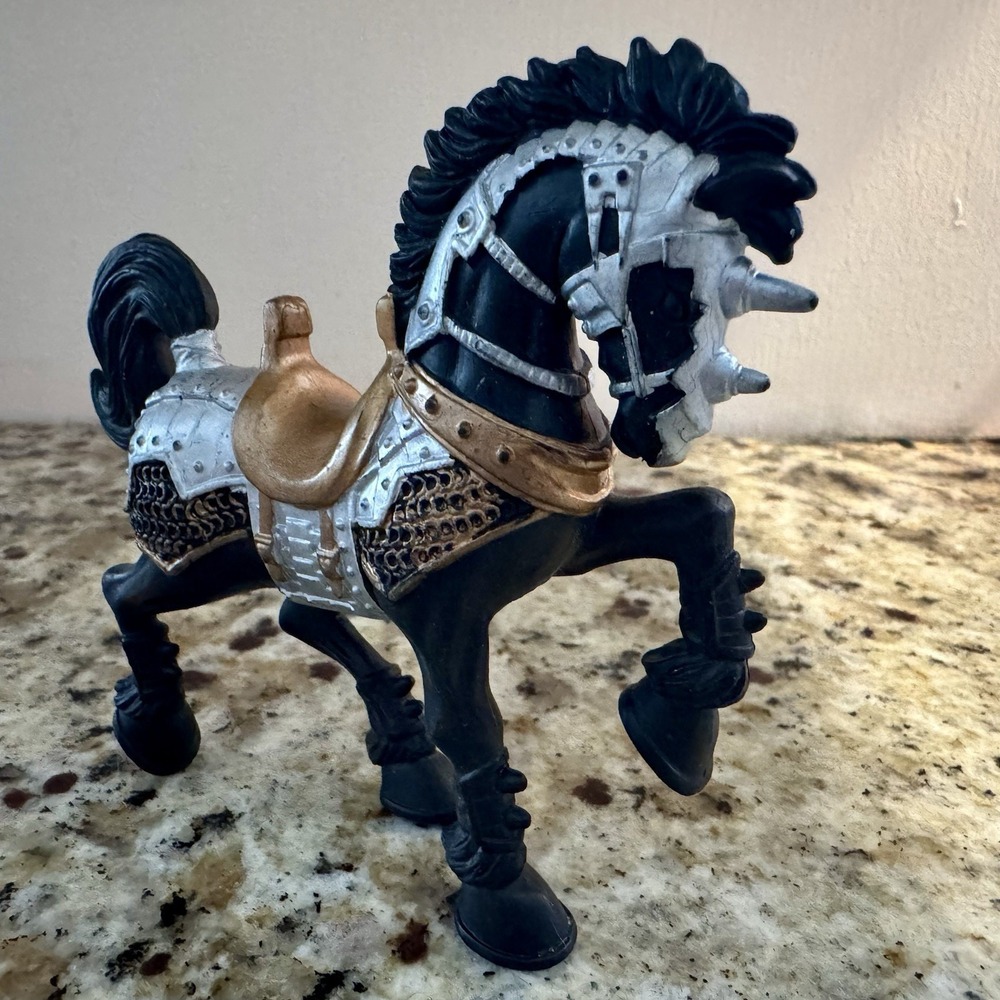 Chap Mei‎ Armored Black Knight Horse Medieval Fantasy Figure 1996